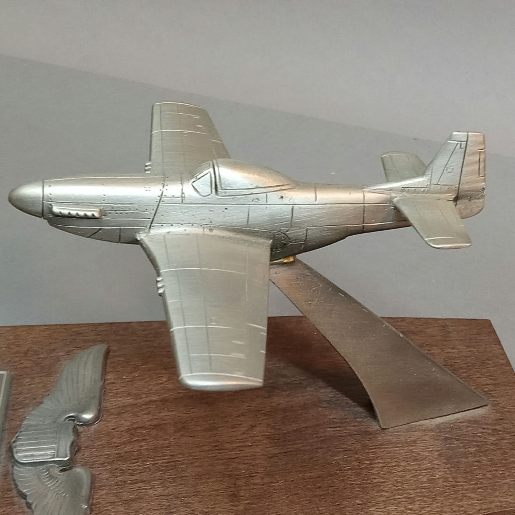 Model Planes & Militaria - image 18 of 22