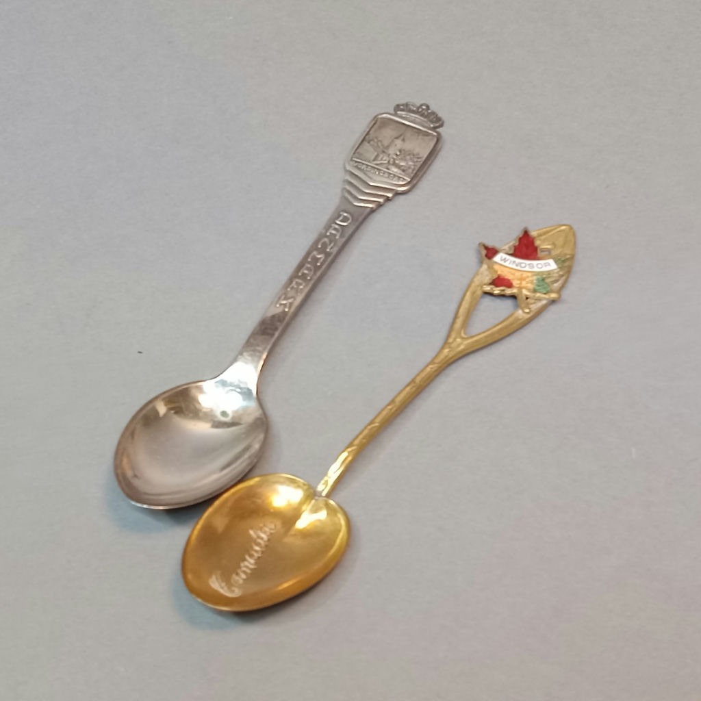 Sterling Souvenir Tea Spoons (63+dwt) - image 11 of 15