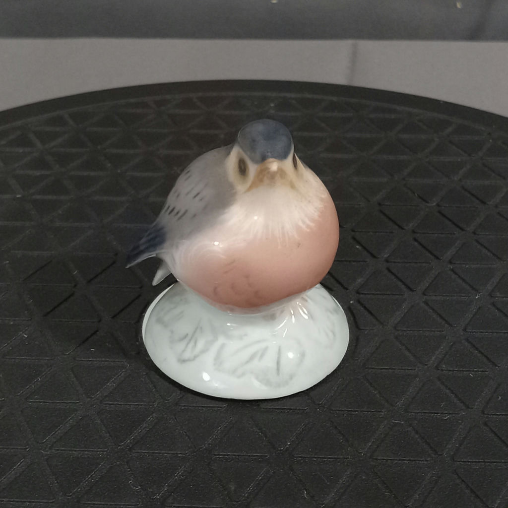 Royal Copenhagen Bird Figurines - image 10 of 13