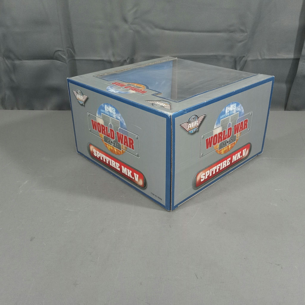 Spitfire MK.V Model - image 5 of 7