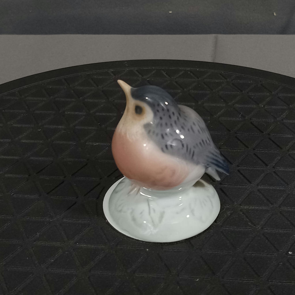 Royal Copenhagen Bird Figurines - image 11 of 13