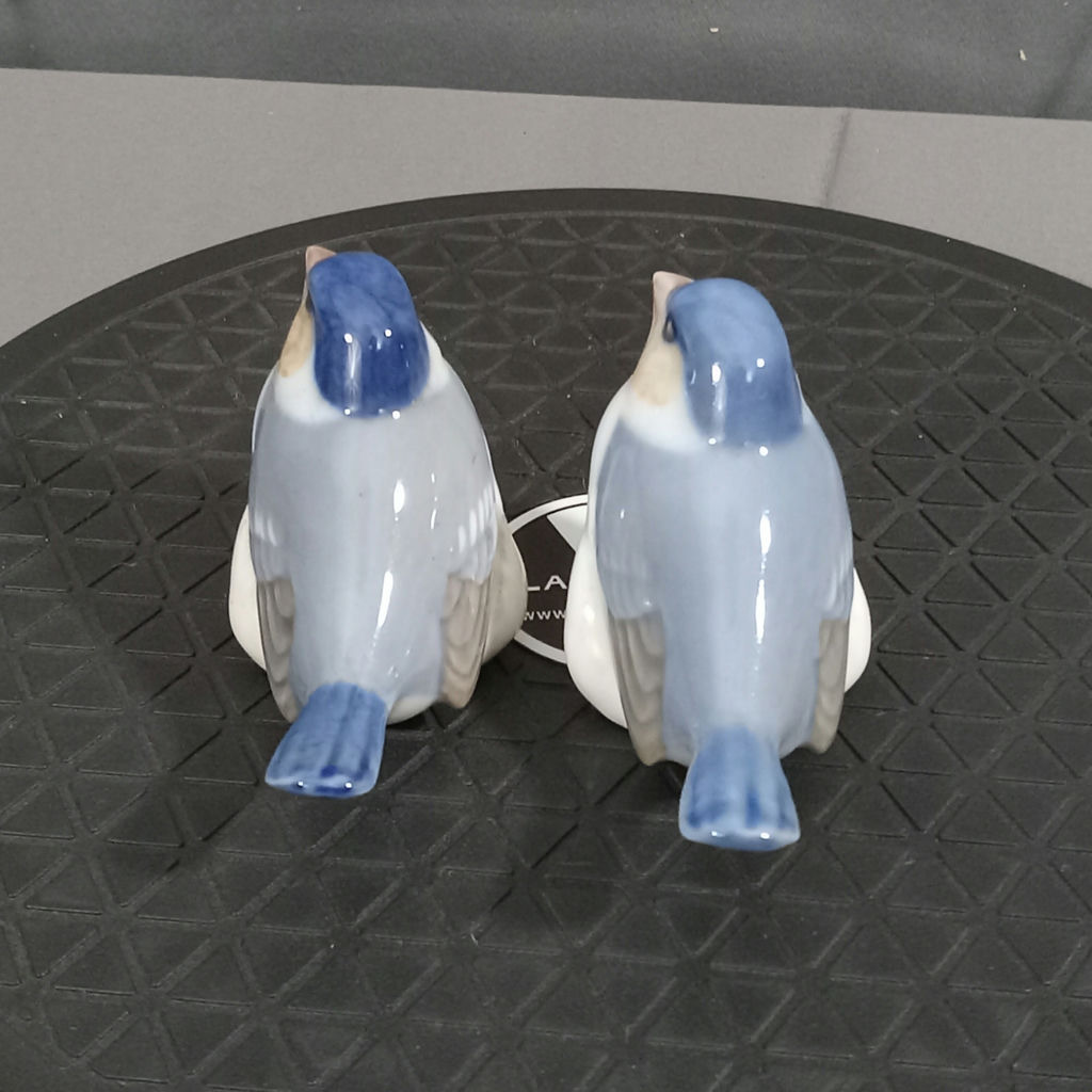 Royal Copenhage, Bing & Grondahl Bird Figurines - image 11 of 14