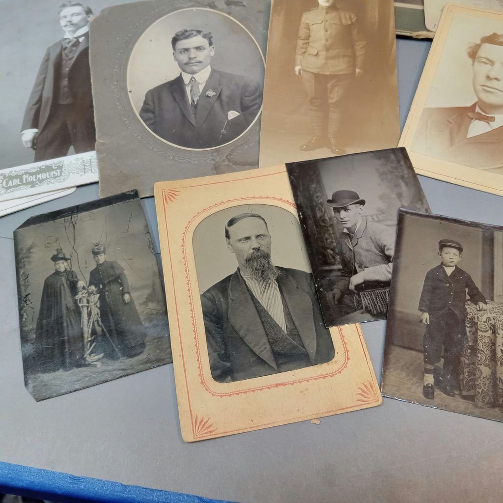 Antique Photos - image 8 of 21