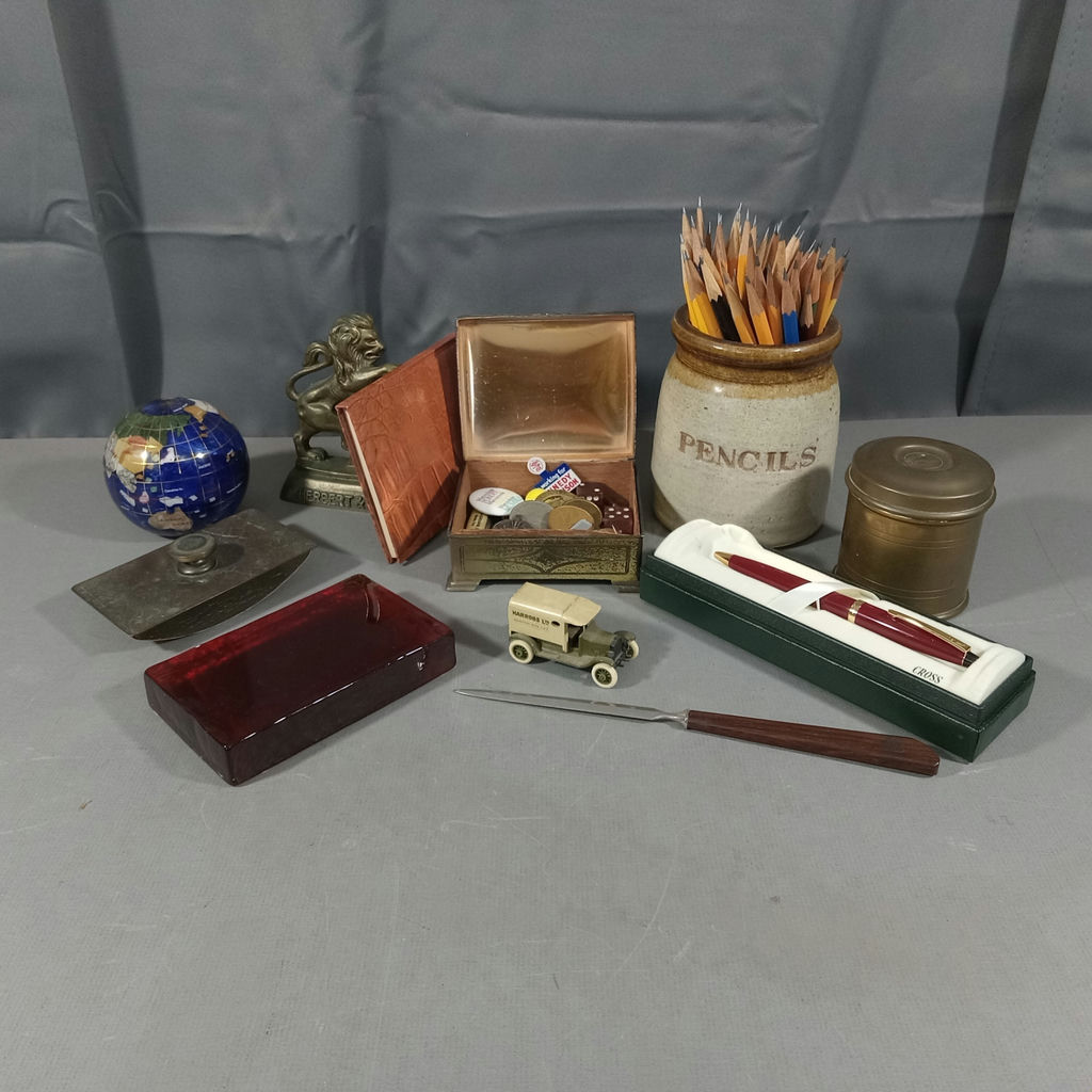 To Appoint Your Desk - image 1 of 30