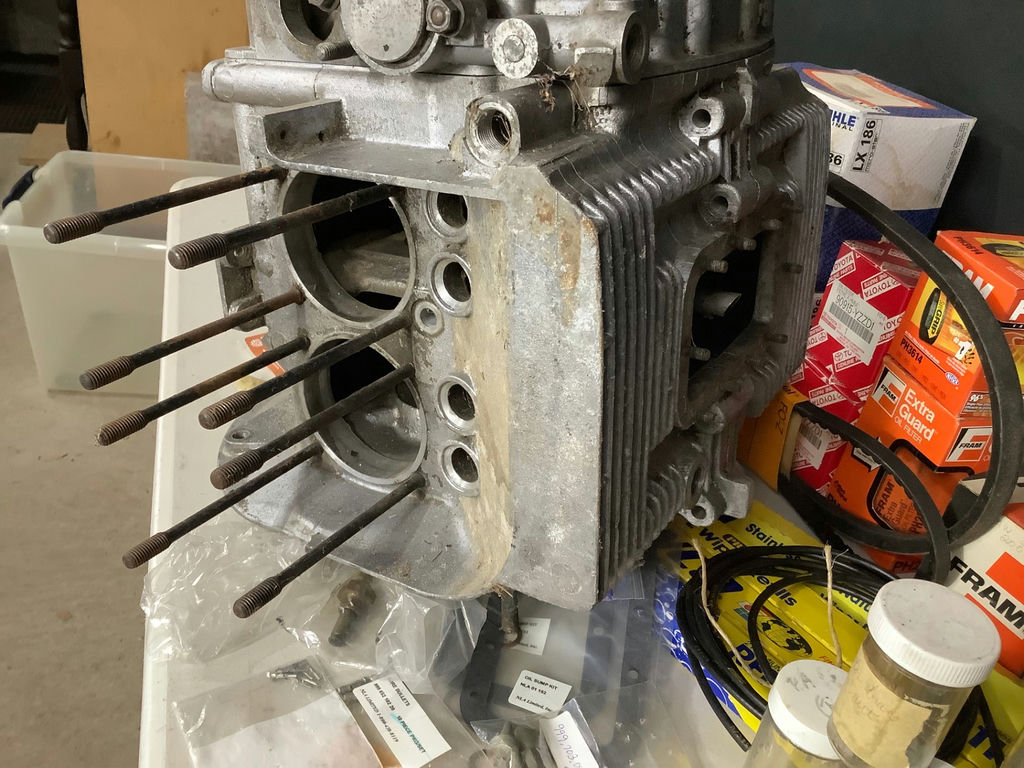 Porsche 356 Engine Block // P*72 686 - image 4 of 31