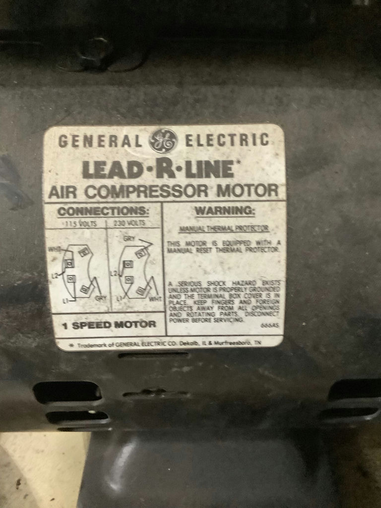 DeBillviss Air Compressor - image 7 of 8