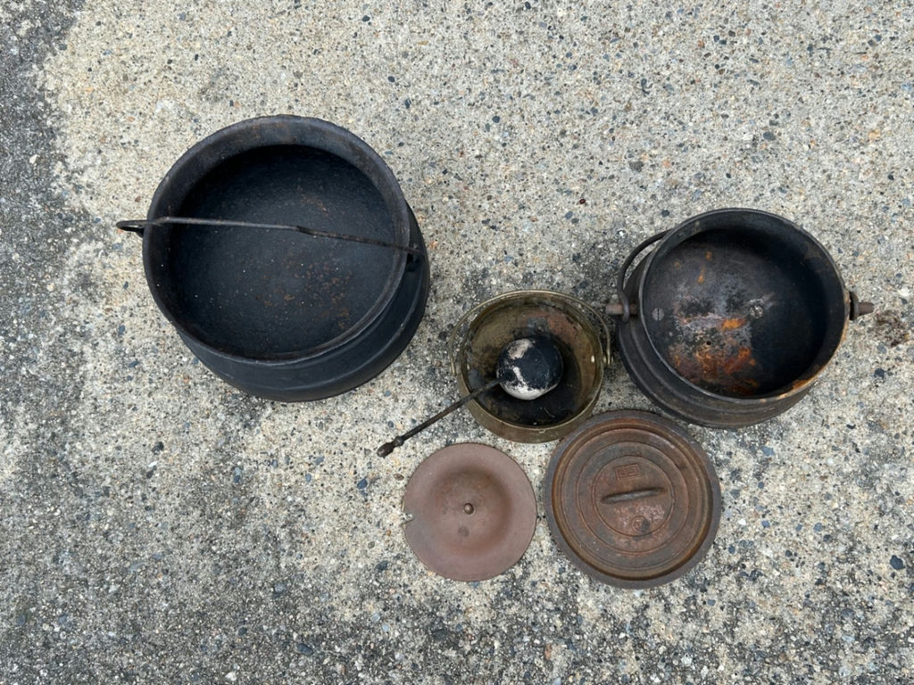 Antique Cast Iron Cauldrons  - image 3 of 6