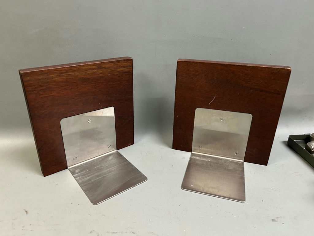 Liquor Canteens, Bar and Misc Items - image 6 of 6
