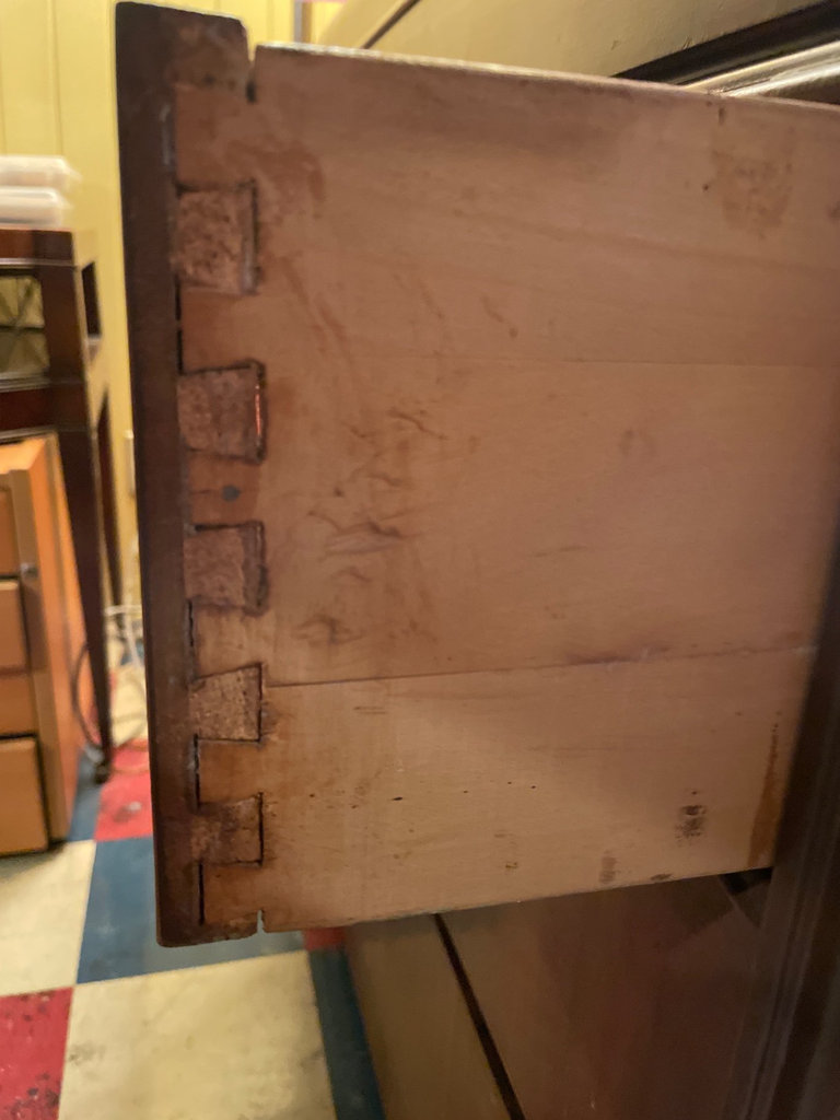 Vintage wooden dresser - image 4 of 11