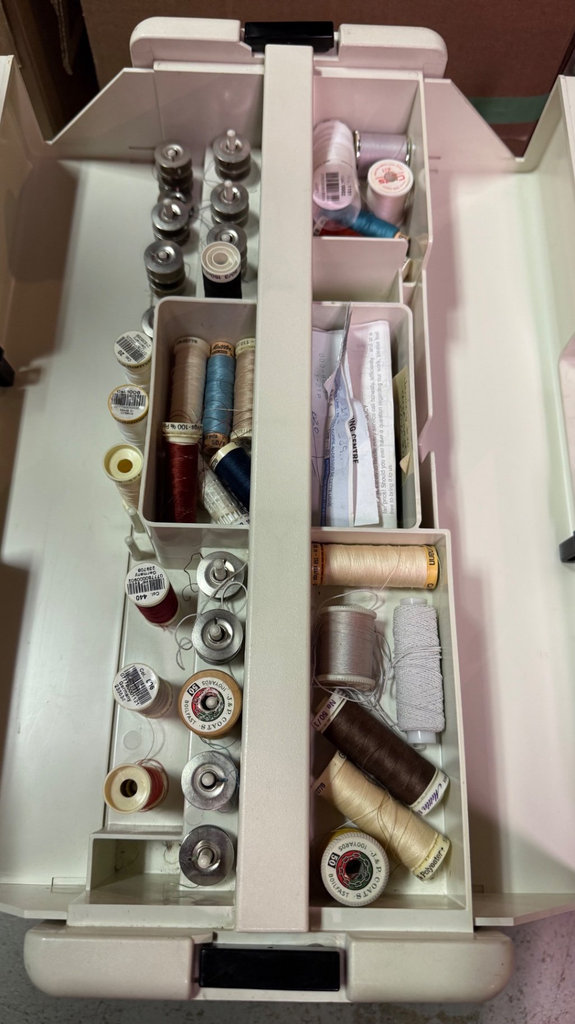 Pfaff sewing machine with accessories and manuals - image 2 of 9