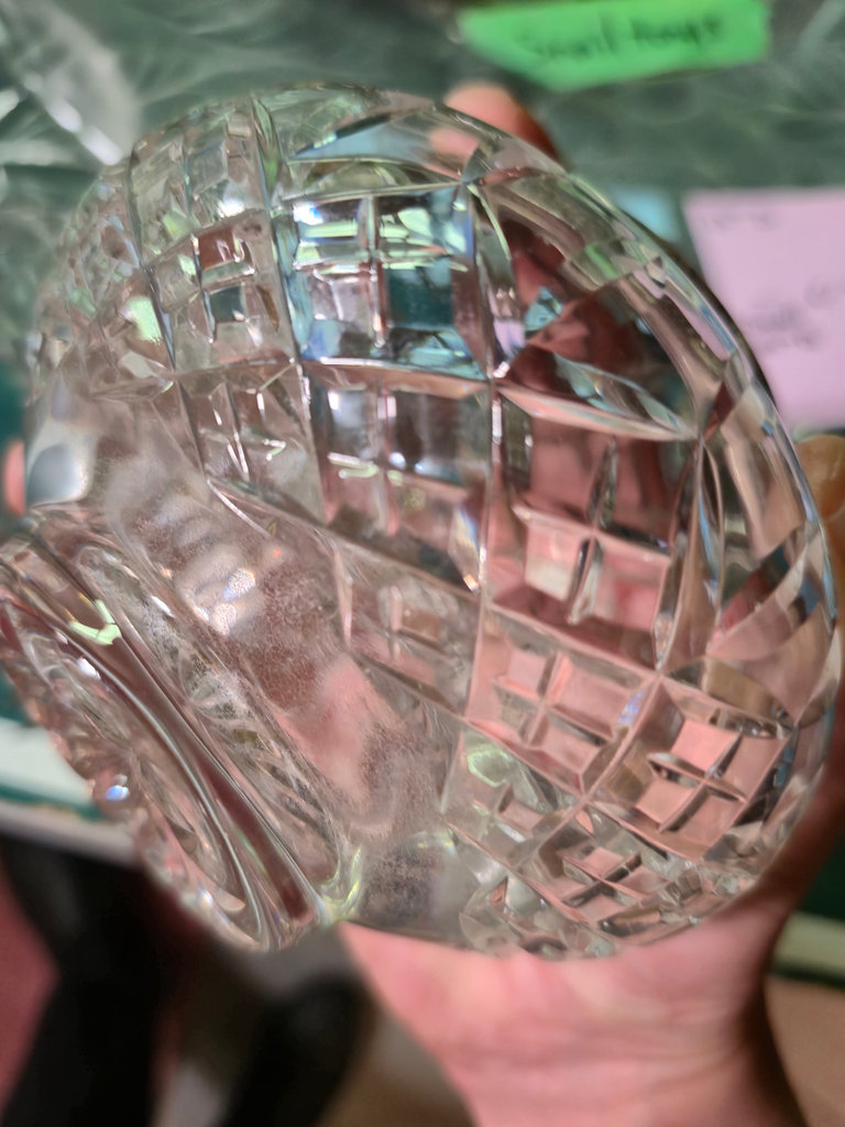 Crystal service ware and flatware - image 4 of 6