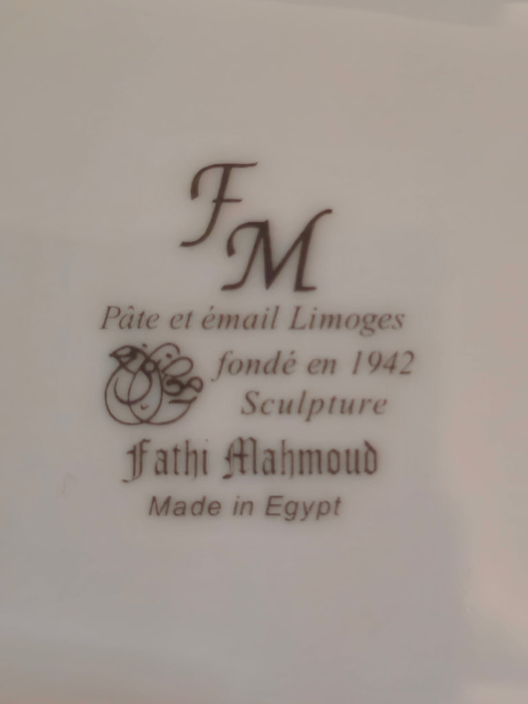 Decorative porcelain plates and tray with Egyptian and European designs - image 3 of 6