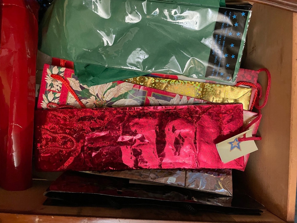 Assorted Gift bags, ribbons and Wrapping Supplies - image 6 of 6