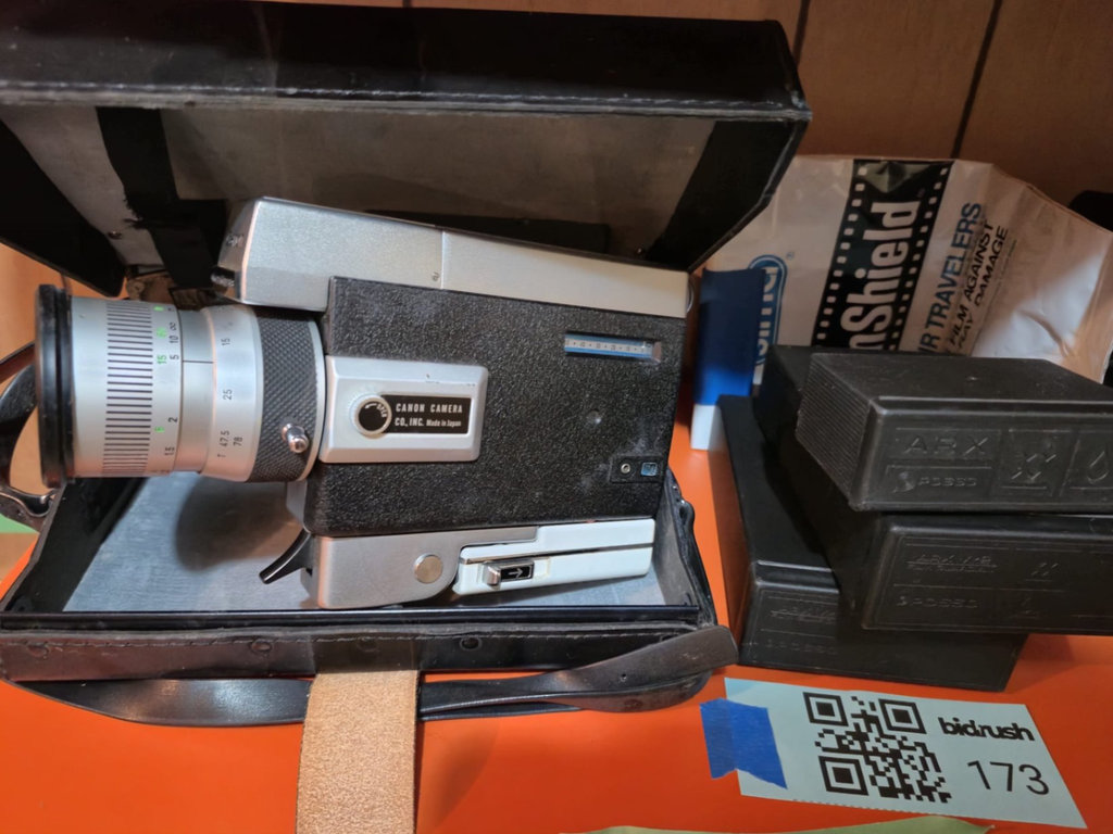 Vintage Canon 8mm Movie Camera with Zoom Lens - image 1 of 3