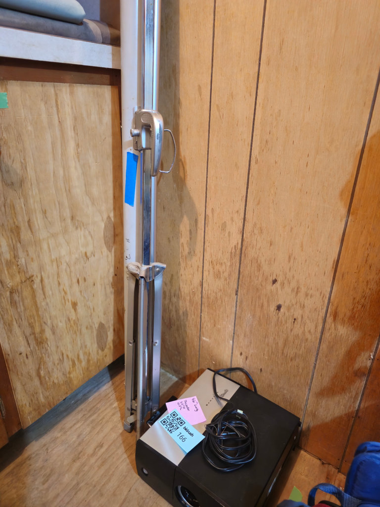 Sawyers Rotomatic Model 700 Black projector with and projector screen - image 5 of 5
