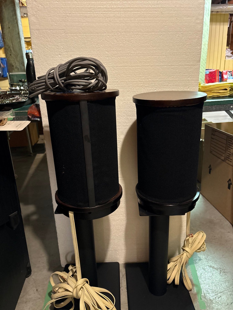 Pair Vintage Jim Rogers JR149 Loudspeakers - image 2 of 12