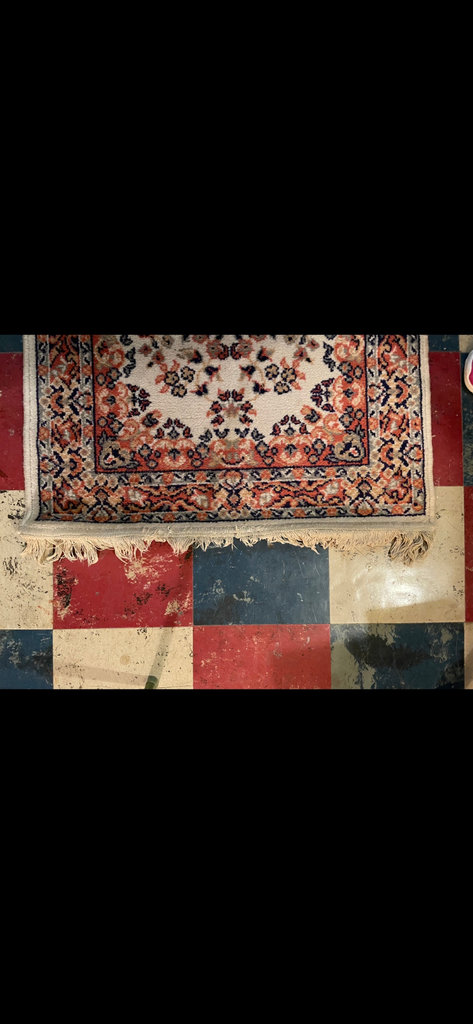 Floor rug runner - image 2 of 6