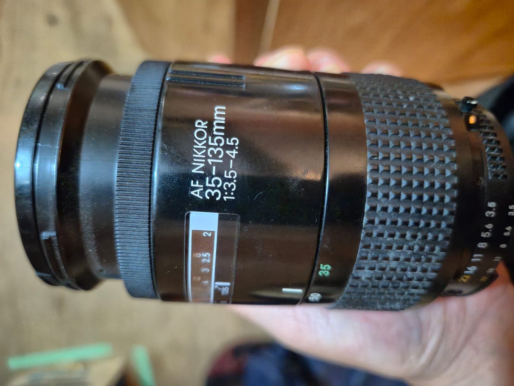 Nikon F90 film SLR camera with 35-135mm AF NIKKOR lens - image 4 of 5