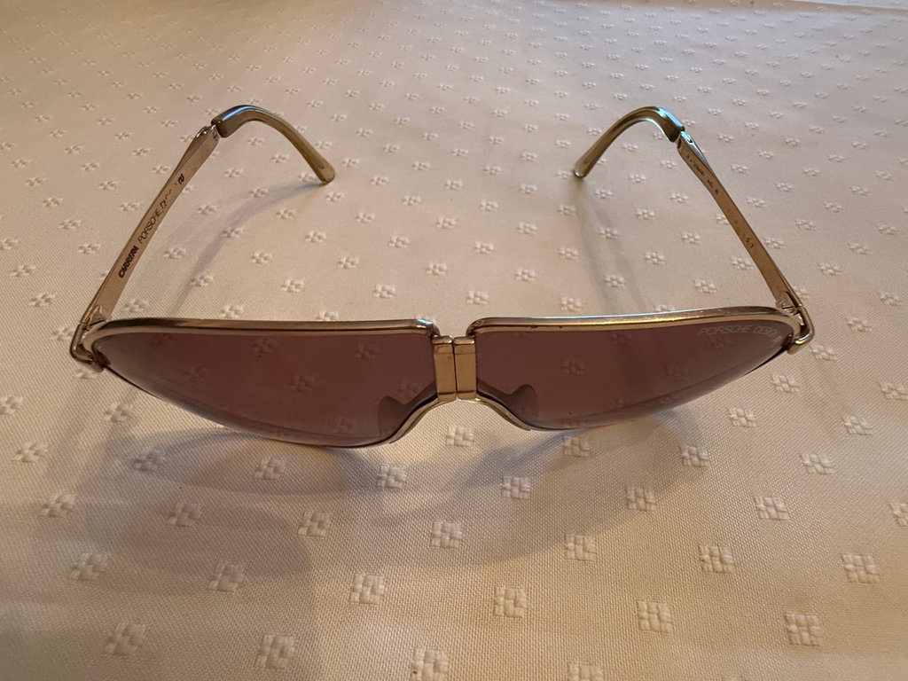 Assorted sunglasses and eyeglasses with cases - image 5 of 7