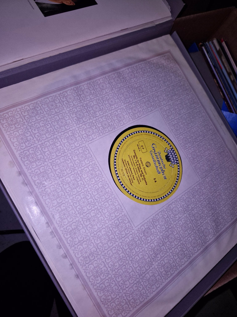 Box of vinyl records with classical LPs - image 4 of 5