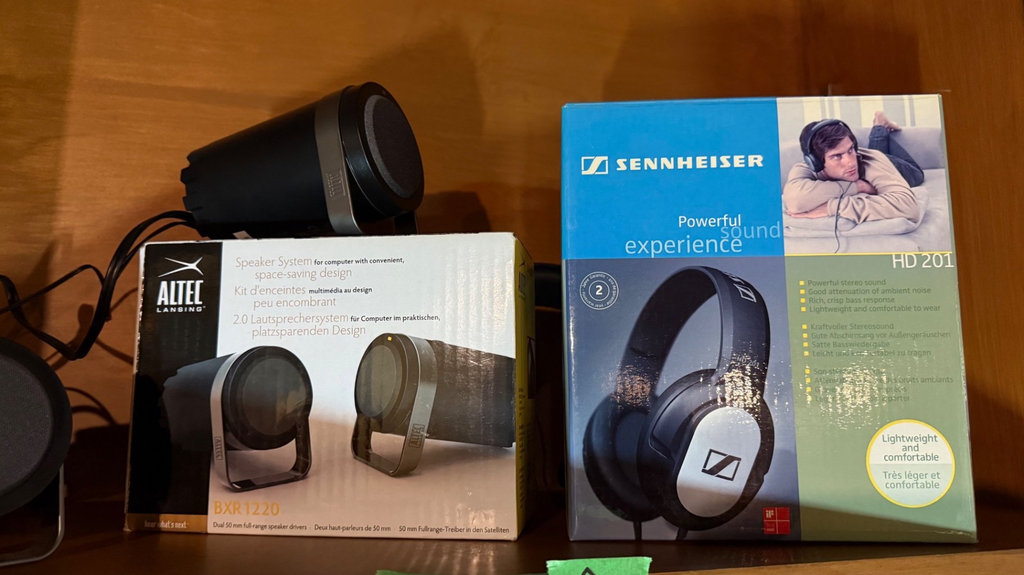 Speaker System for Computer & Headphones - image 1 of 5