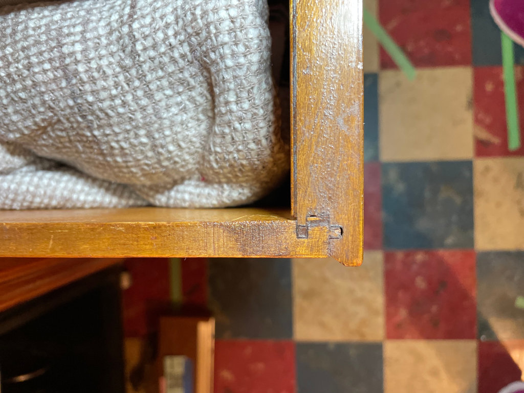 Four-drawer walnut dresser with chevron veneer - image 7 of 13