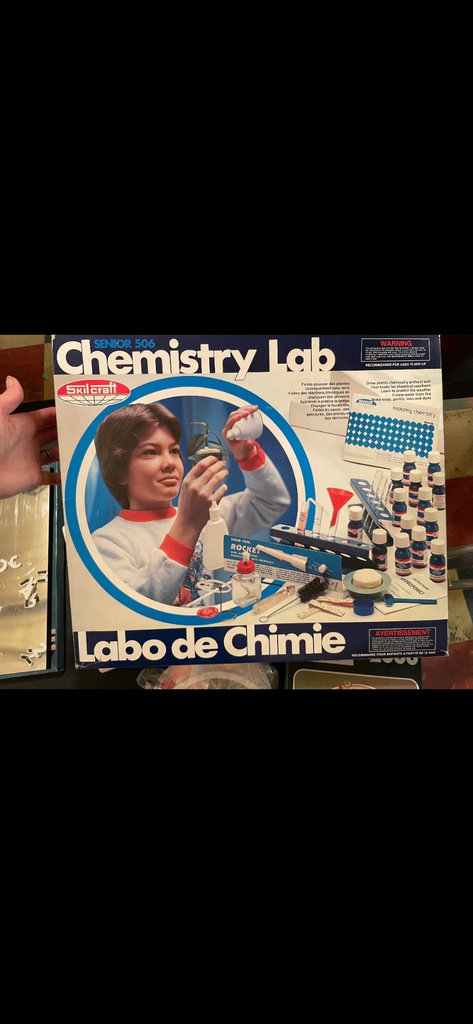 Vintage Chemistry Lab Kit and more - image 2 of 7