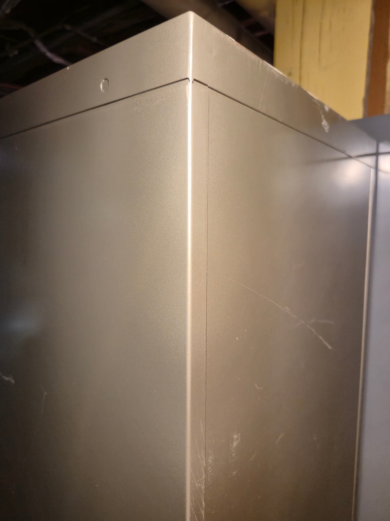 Metal four-drawer filing cabinet - image 3 of 6