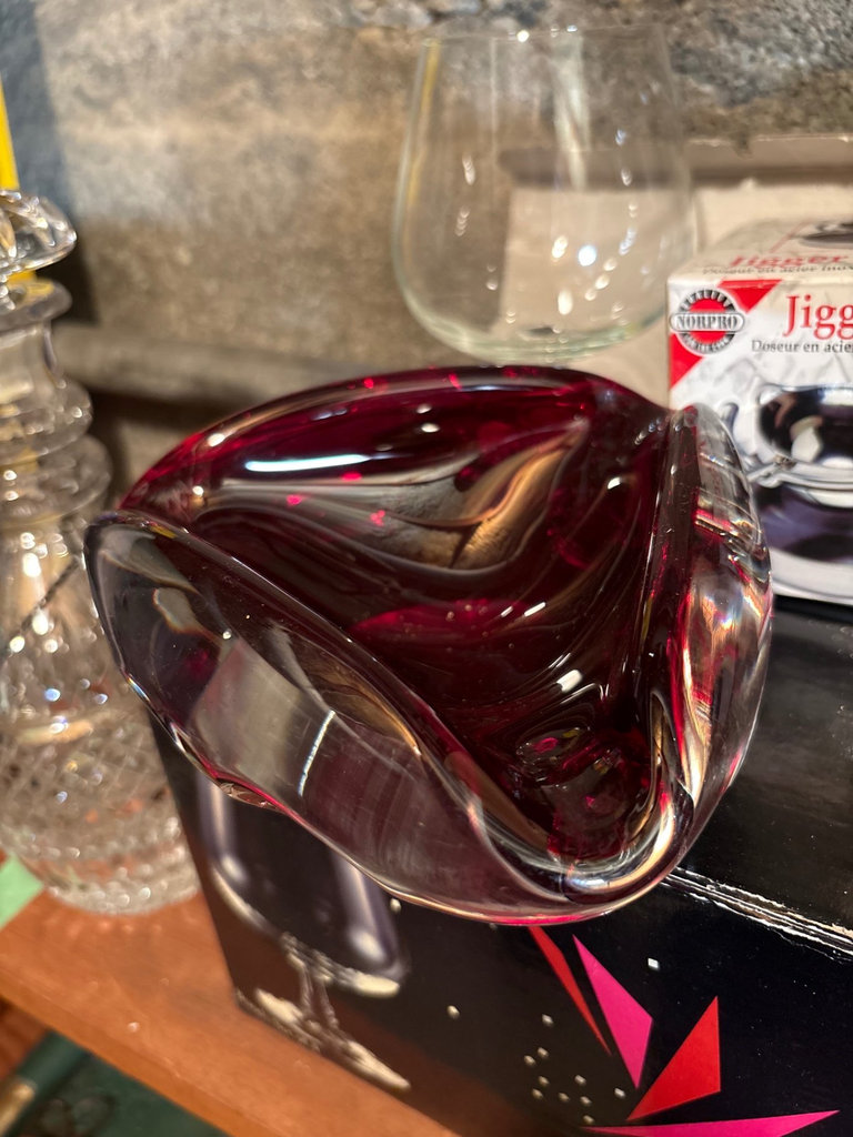 Vintage West Bend Penguin Ice Bucket & MCM Ruby Art Glass Ashtray & More - image 1 of 8