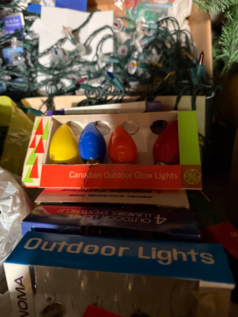 Assorted Christmas Lights and Outdoor Lighting - image 5 of 5