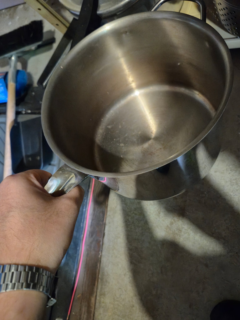Stainless steel cookware and bakeware set - image 9 of 11