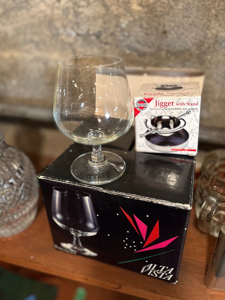 Vintage West Bend Penguin Ice Bucket & MCM Ruby Art Glass Ashtray & More - image 4 of 8