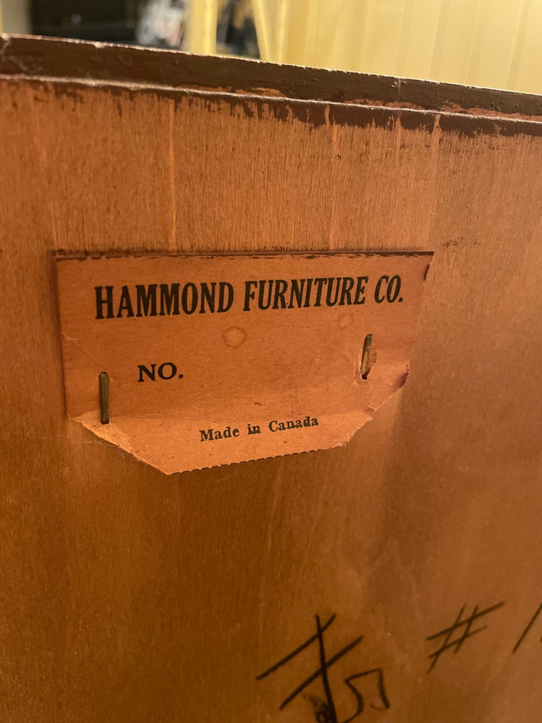 Vintage wooden dresser - image 9 of 11