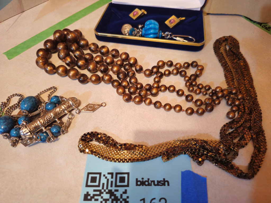 Assorted Costume Jewelry: Beaded Necklaces and Bracelets - image 1 of 4