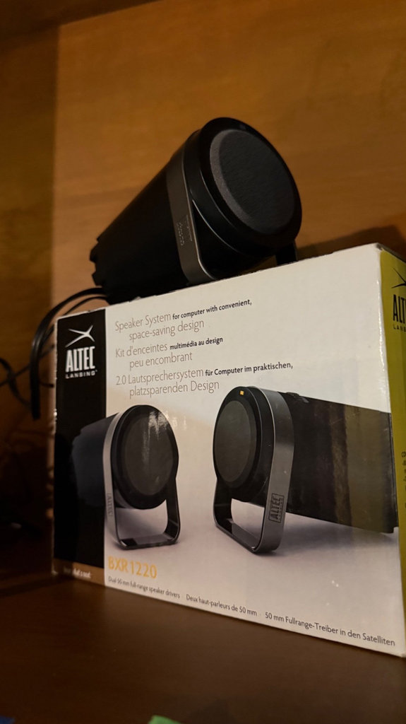 Speaker System for Computer & Headphones - image 4 of 5