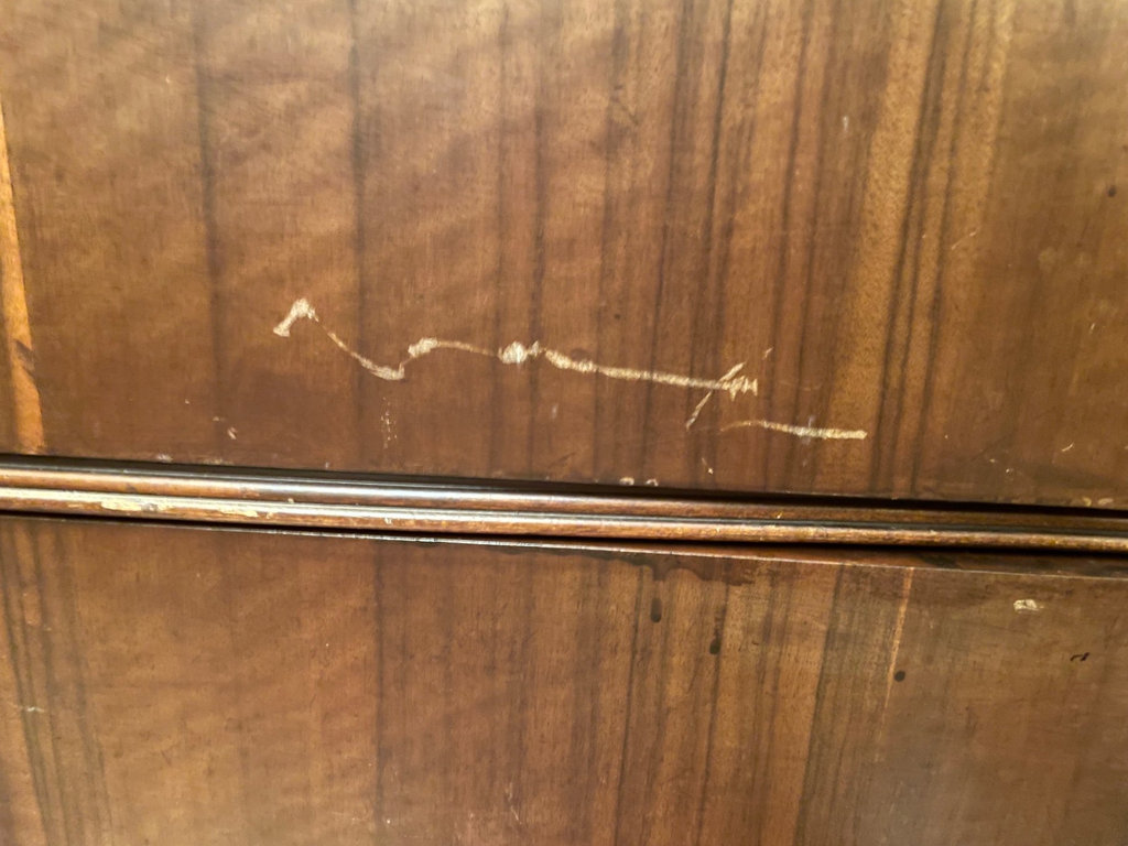 Vintage wooden dresser - image 6 of 11
