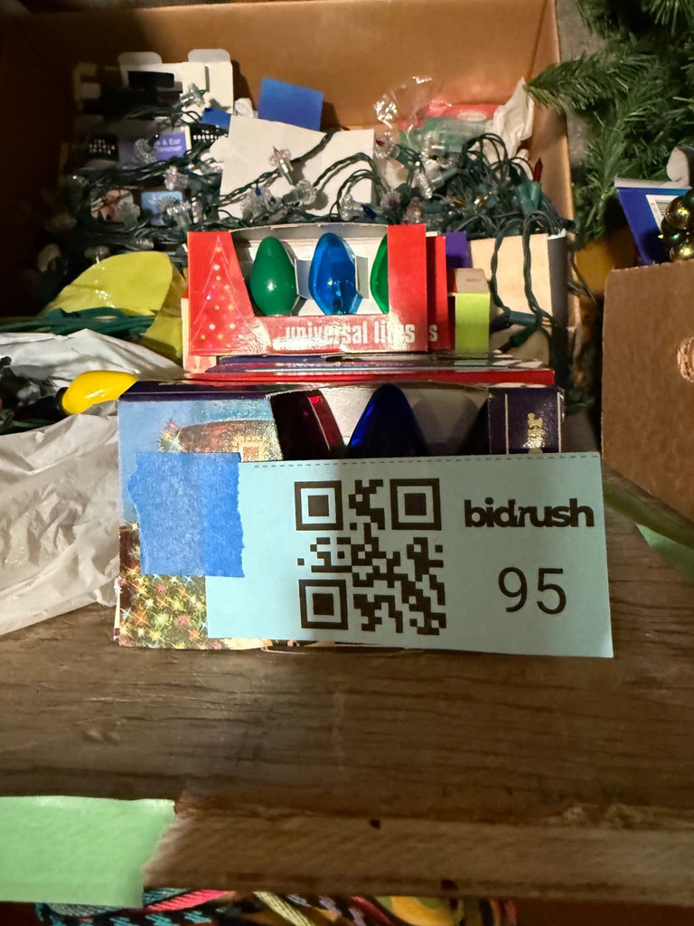 Assorted Christmas Lights and Outdoor Lighting - image 4 of 5
