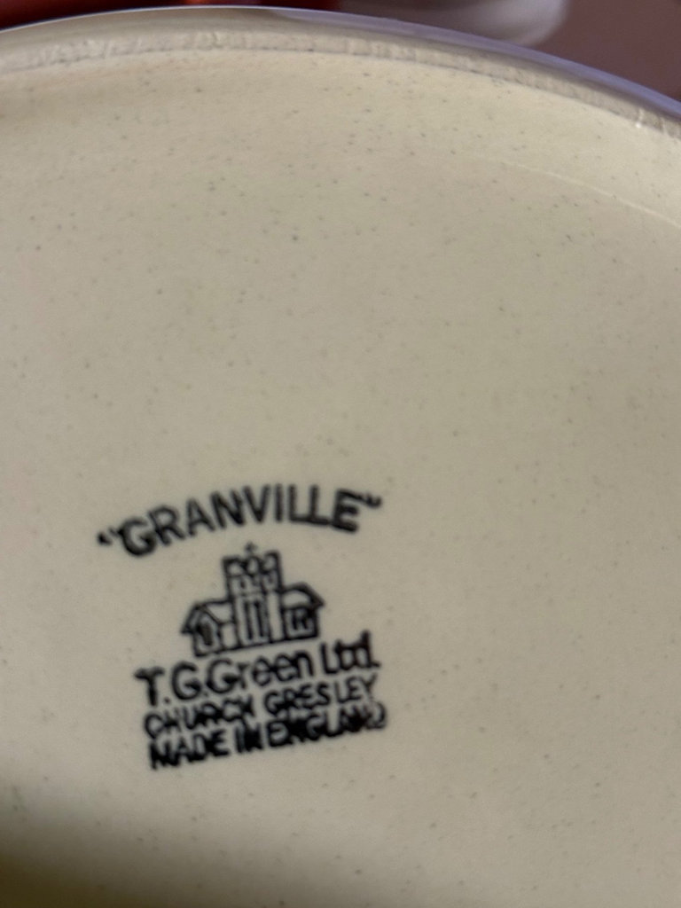 Vintage Stoneware Fondue Pot & Casserole - image 17 of 19