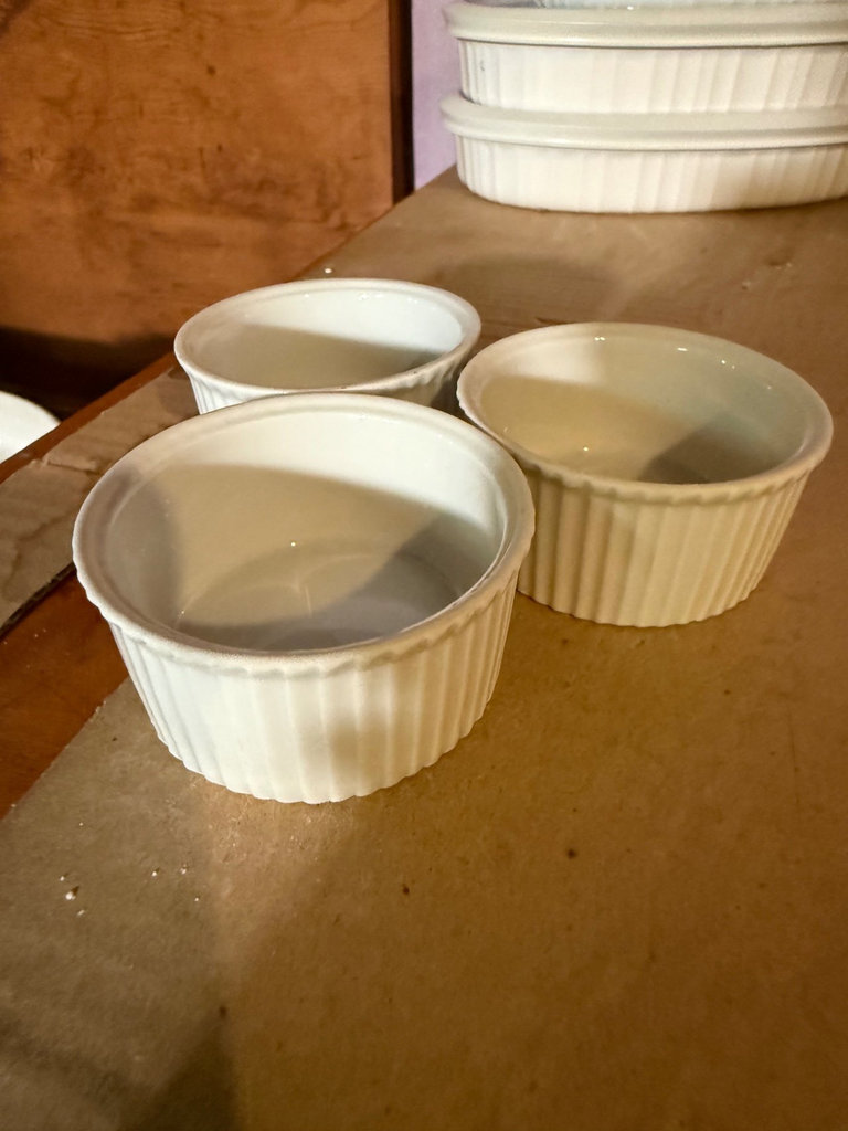 CorningWare French White bakeware set with ramekins - image 8 of 29