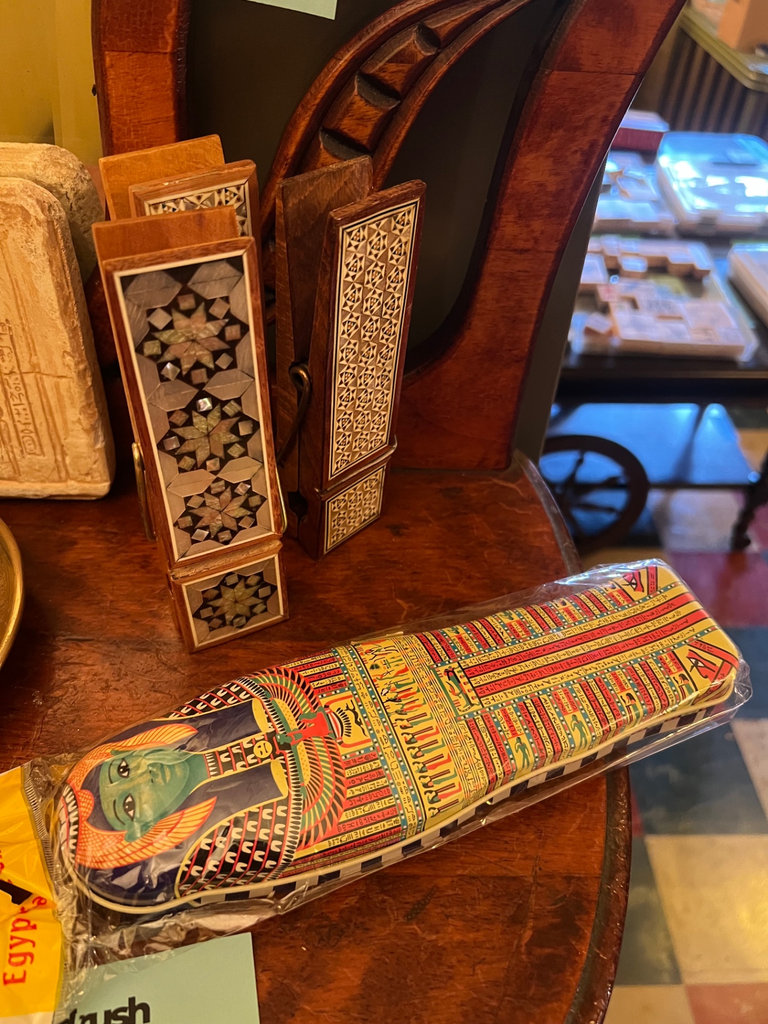 Egyptian-themed decorative art and artifacts - image 4 of 14