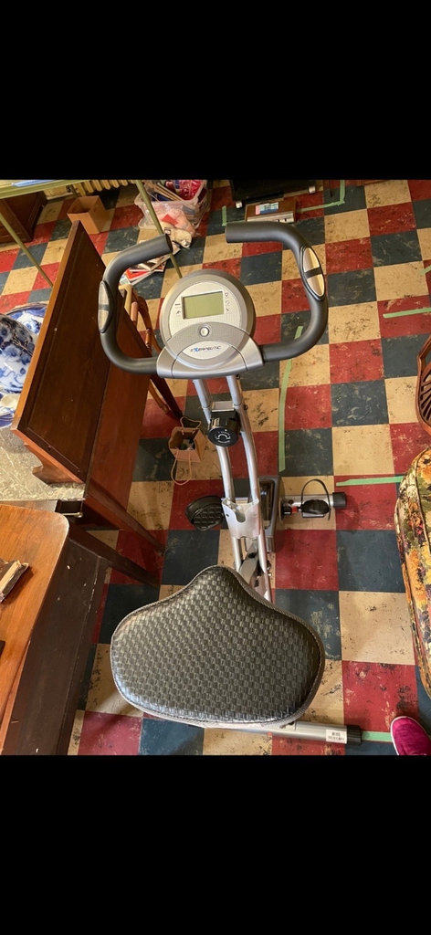 Exerpeutic stationary exercise bike - image 9 of 11