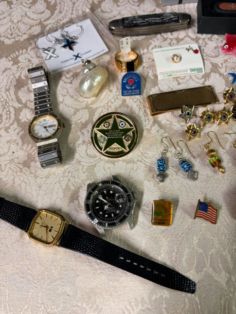 Vintage Jewelry, Pocket Knives, more! - image 5 of 5