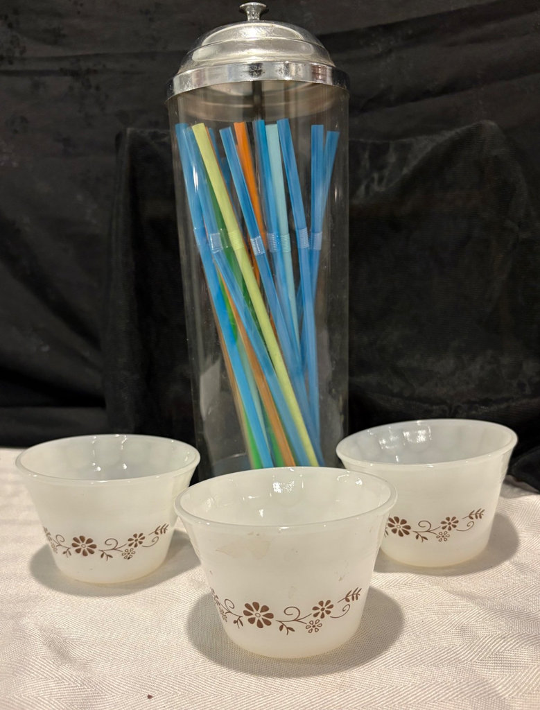 MCM Miscellaneous Kitchenware - image 10 of 17
