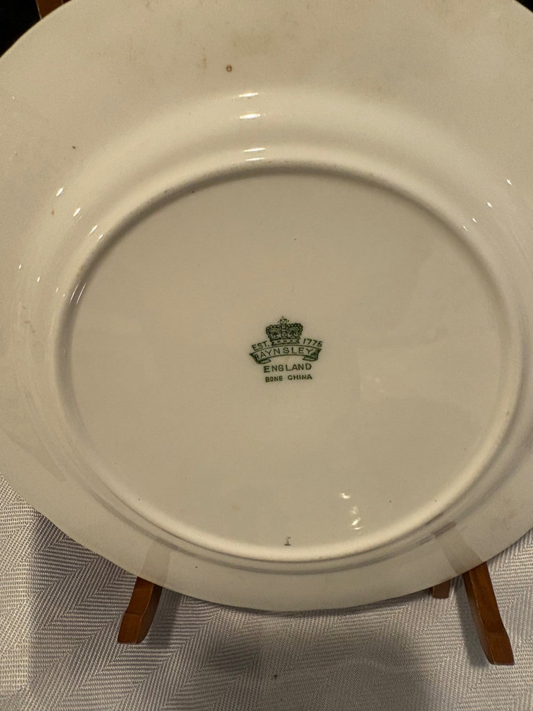 Fine English China - Tea party anyone?  - image 7 of 7