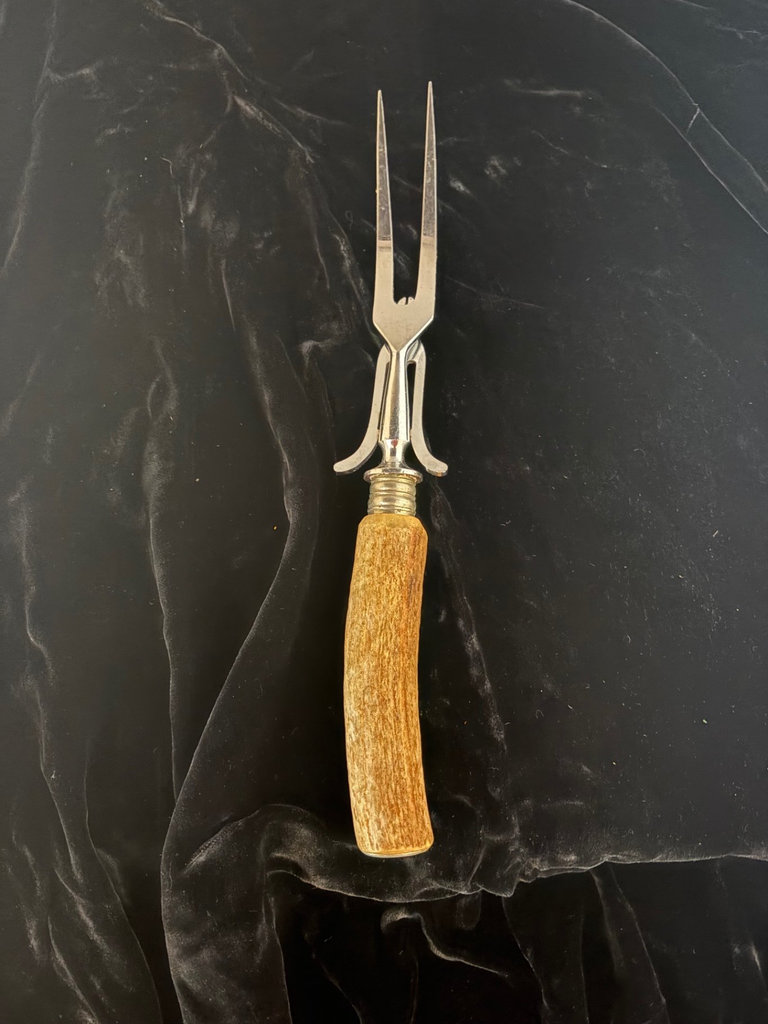 Vintage Solingen Carved Stag Antler  Steak Knives , “Alaska” Theme - image 6 of 7