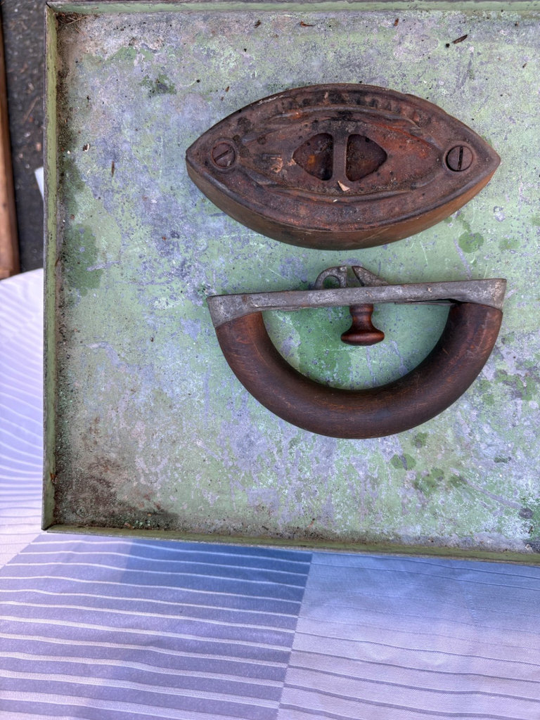 Rustic Farmhouse Kitchen - image 14 of 22