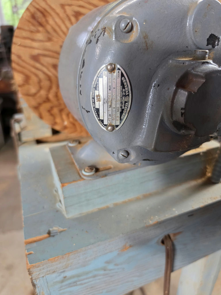 Vintage Canadian General Electric Disc Sander on Custom Wooden Stand – Working - image 7 of 7