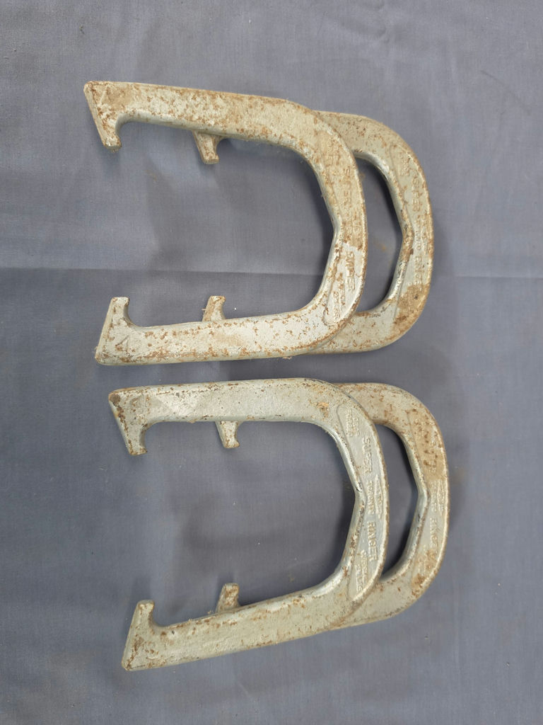 Vintage Diamond "Toronto" Super Ringer Pitching Horseshoes - Set of 4 Drop Forged Official 2.5 lbs - image 1 of 2