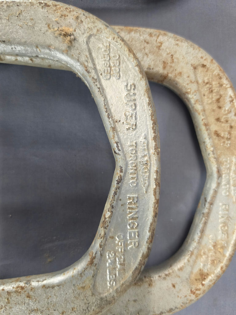 Vintage Diamond "Toronto" Super Ringer Pitching Horseshoes - Set of 4 Drop Forged Official 2.5 lbs - image 2 of 2