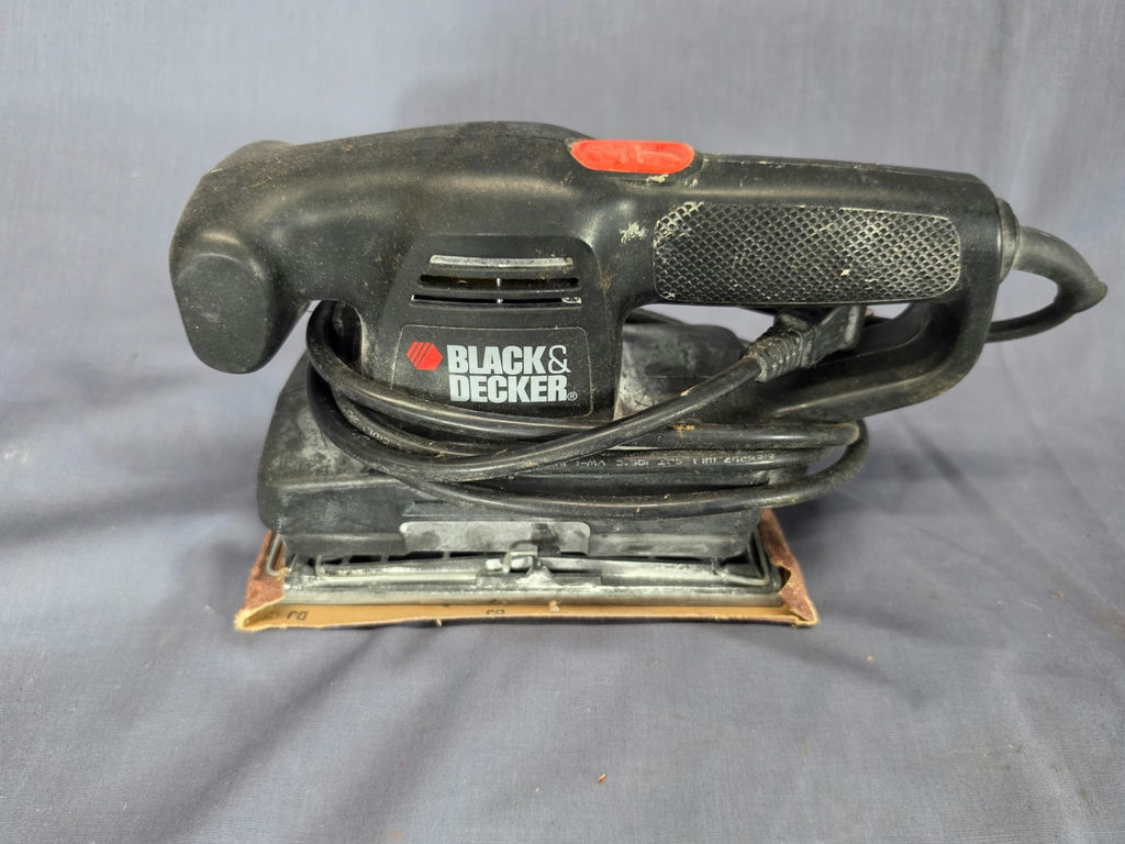 Vintage Black & Decker 1/3 Sheet Finishing Sander - Model 7448 Corded Power Tool - image 1 of 3